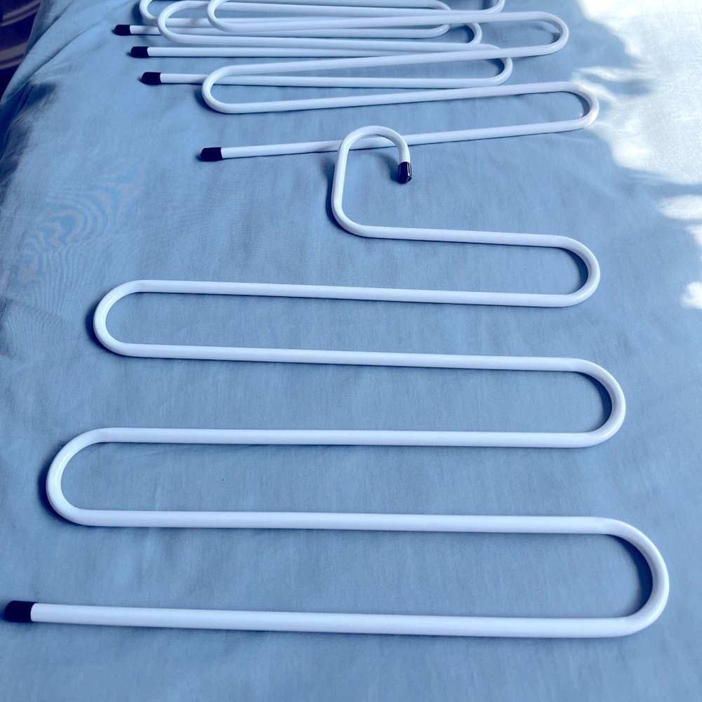 Multiple Pants or scarf hangar.